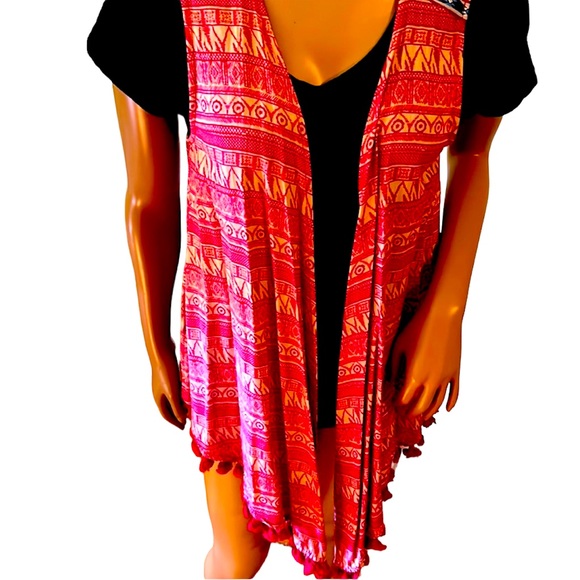 Fun vest with Pom Pom embellishments. Size XS. BKE. - Picture 1 of 2